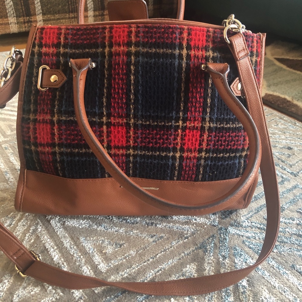 Hand bag